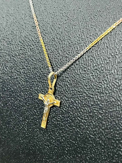 Oro Cadena y Dije religioso 10k 1.5g