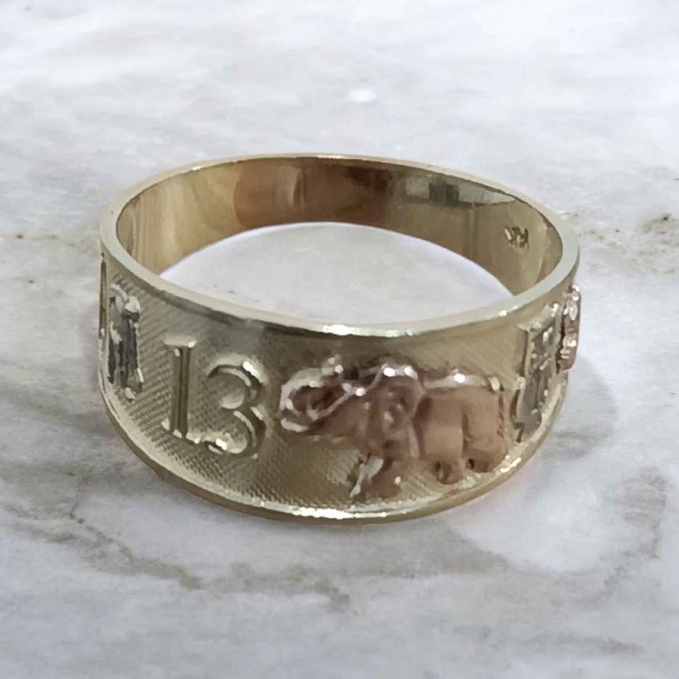 Oro anillo de la suerte 14k 2.9g