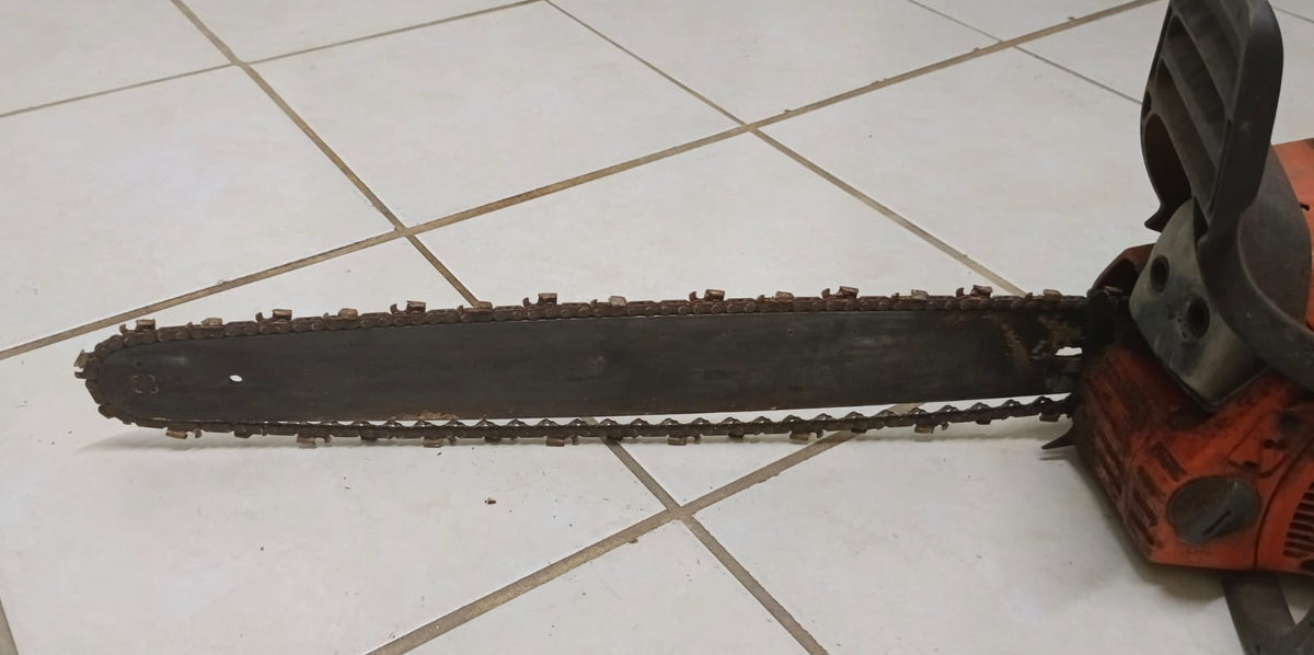 Motosierra HUDQVARNA 450, usado