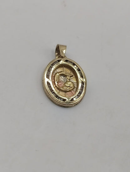 Dije de ORO 10k peso .9gr, usado