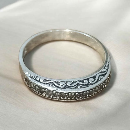 Plata anillo delgado piedras .925 3g