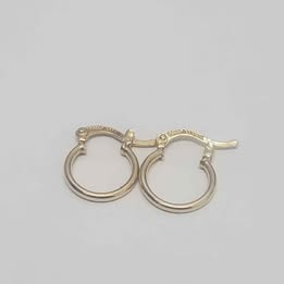 Aretes De Oro De 10 Kilates Con Peso De 1 Gramo