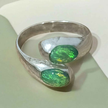 Plata anillo detalles verdes .925 3.8g