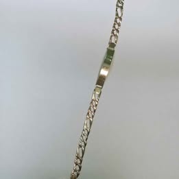 Pulsera con placa oro 3 tono de 10k
