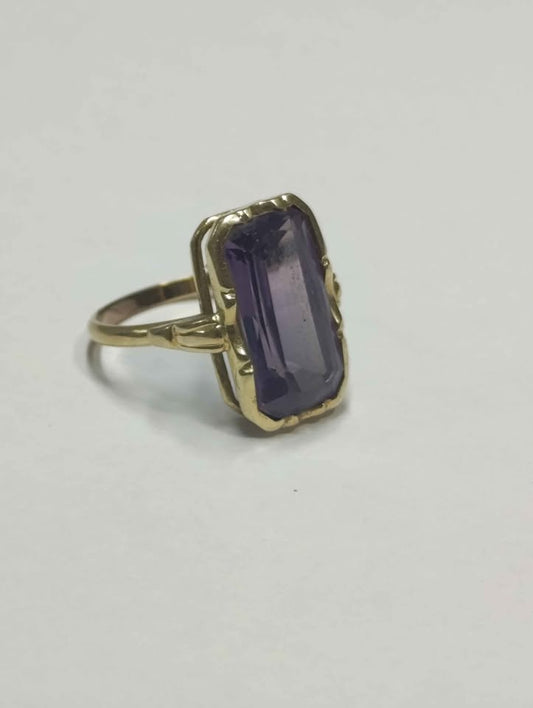 Oro anillo piedra morada 14k 4.4 gr
