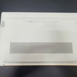 LAPTOP HP  475 GB DE ALMACENAMIENTO Y 8 GB DE MEMORIA RAM CON CARGADOR