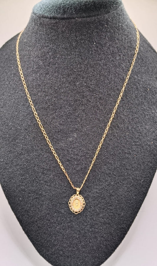 Cadena con dije de virgen ORO 10k peso 4gr, usado