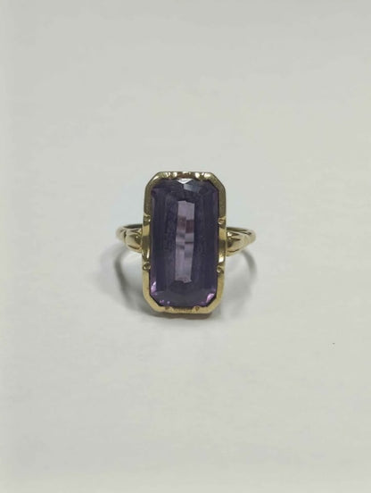Oro anillo piedra morada 14k 4.4 gr