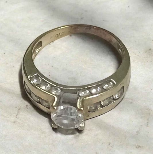Oro anillo 10k 3.3g
