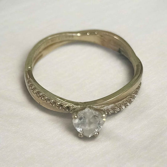 Oro anillo 10k 2g