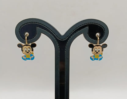 Aretes y anillo MIKI ORO 10k peso 3.2gr, usado