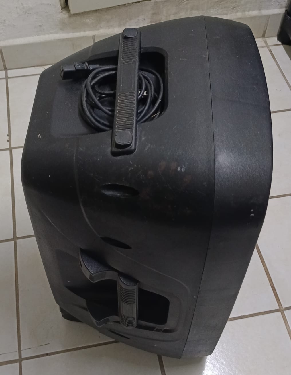 Bocina amplificada STEREN baf 1545