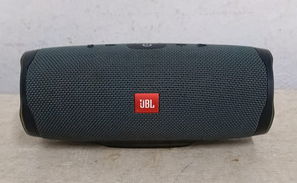 Bocina JBL essential 2, usado