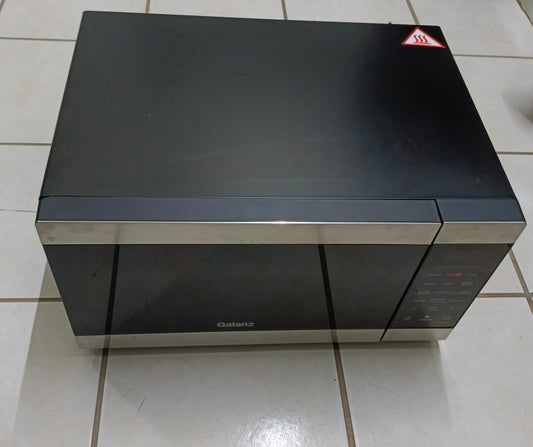 Horno de microondas GALANZ, usado