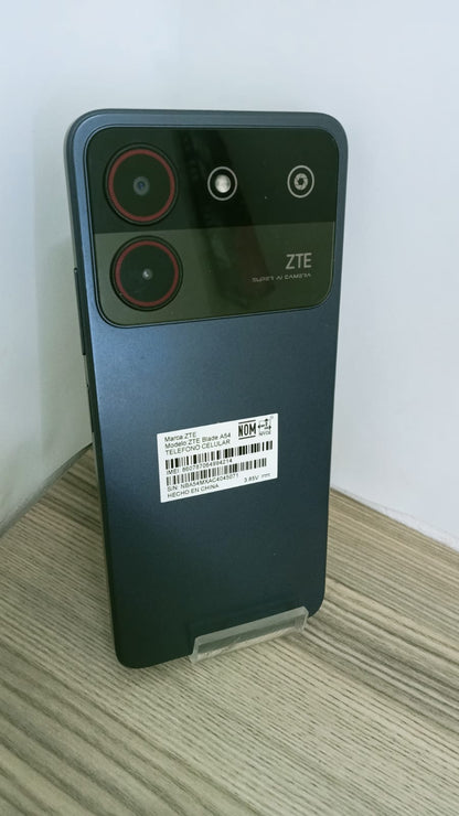 Celular ZTE Blande a54 128 gb 4 ram (usado)