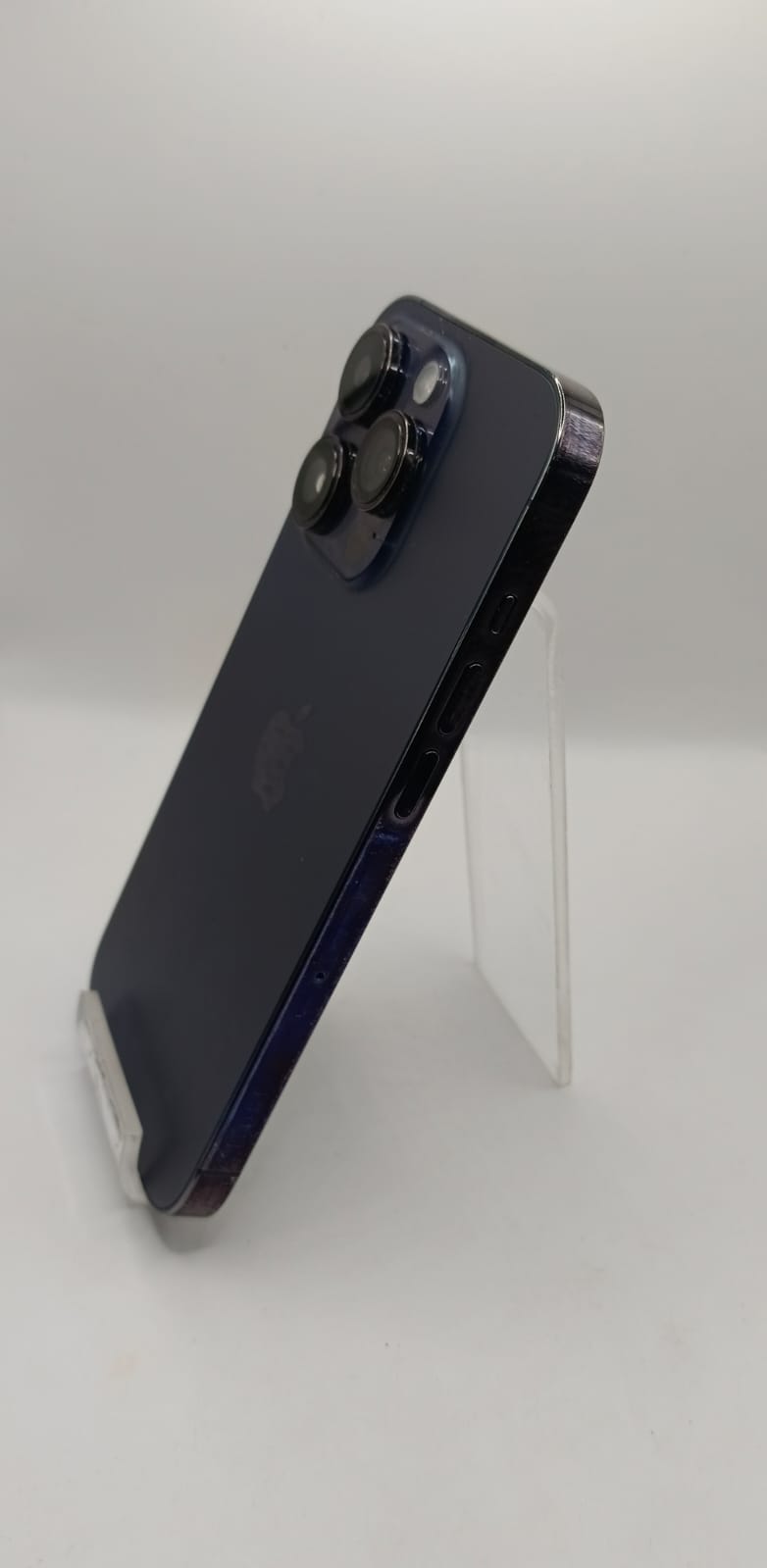 Iphone 14 pro 128gb 84% bateria con funda y cargador, usado