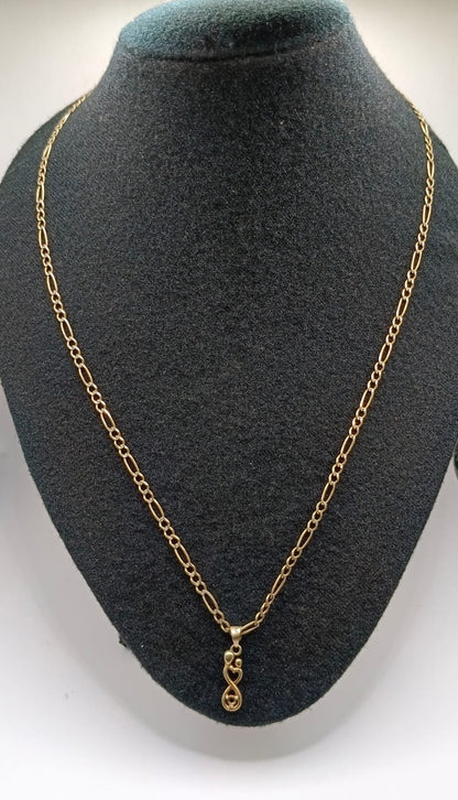 Cadena con dije ORO 10k peso 9.8gr, usado