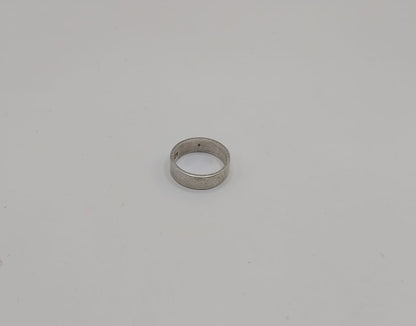 Argolla lisa PLATA 925 peso 3.6gr, usado