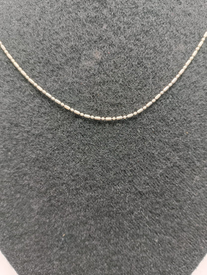 Collar eslabon punto y coma PLATA 925 peso 2.3gr 43cm, usado