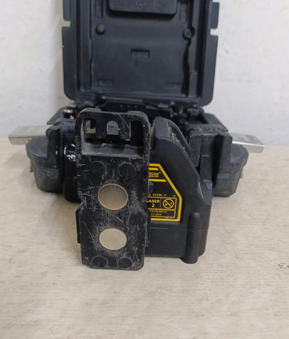 Nivel Laser rojo DEWALT DW088 en estuche, usado