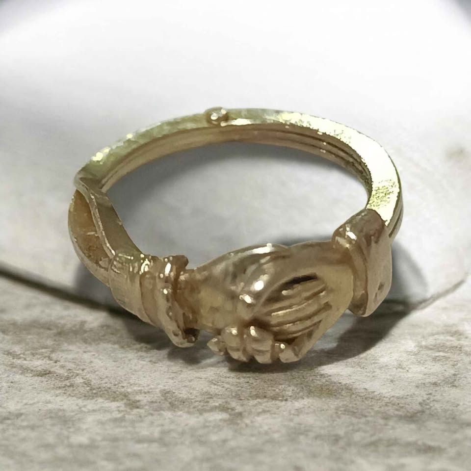 Oro anillo manos 10k 4g