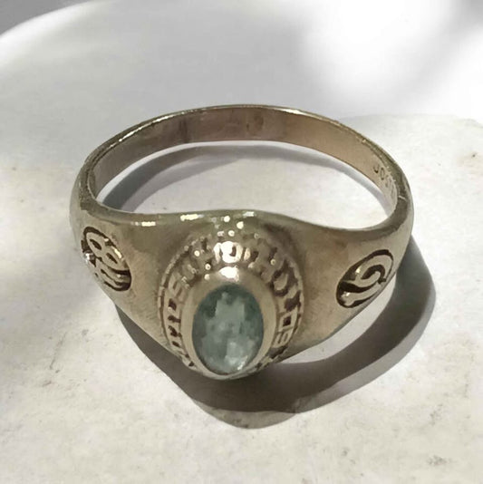 Oro anillo piedra verde 10k 3g