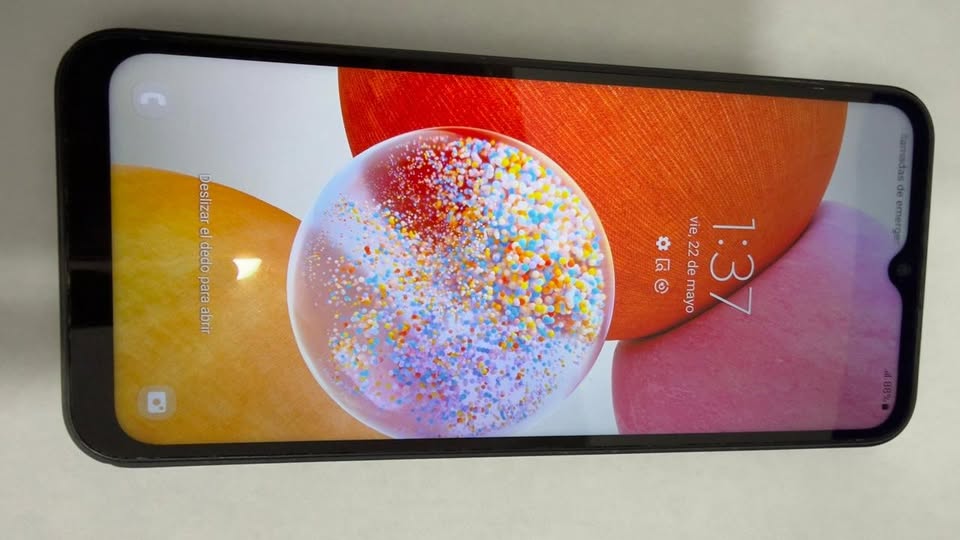 Celular Galaxy a 14 solo funciona con telcel