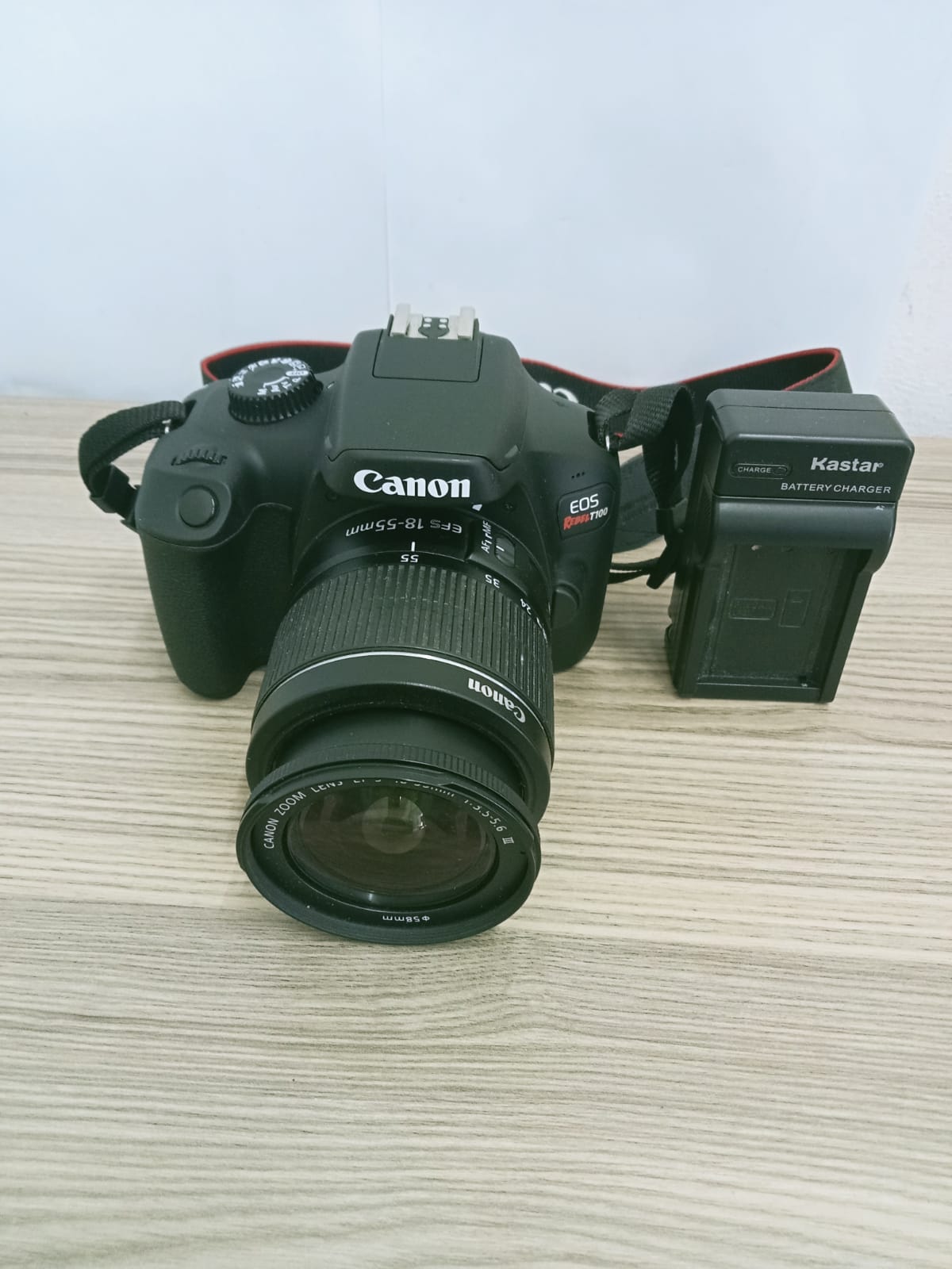 📷 Canon EOS Rebel T5i-usada