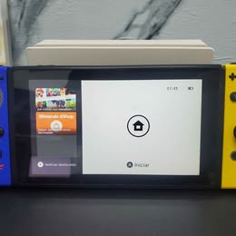 🎮 NINTENDO SWITCH CON ESTUCHE ,DOT , CARGADOR ORIGINAL Y JUEGO