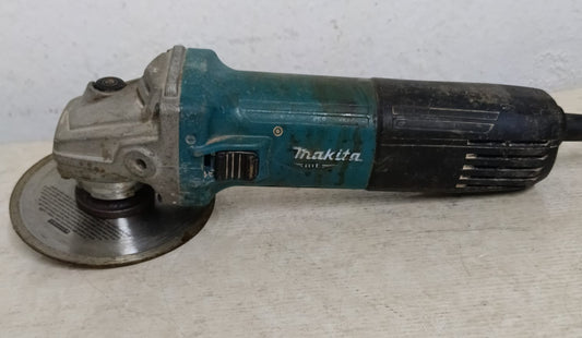 Mini esmeril MAKITA m9510 con disco, usado