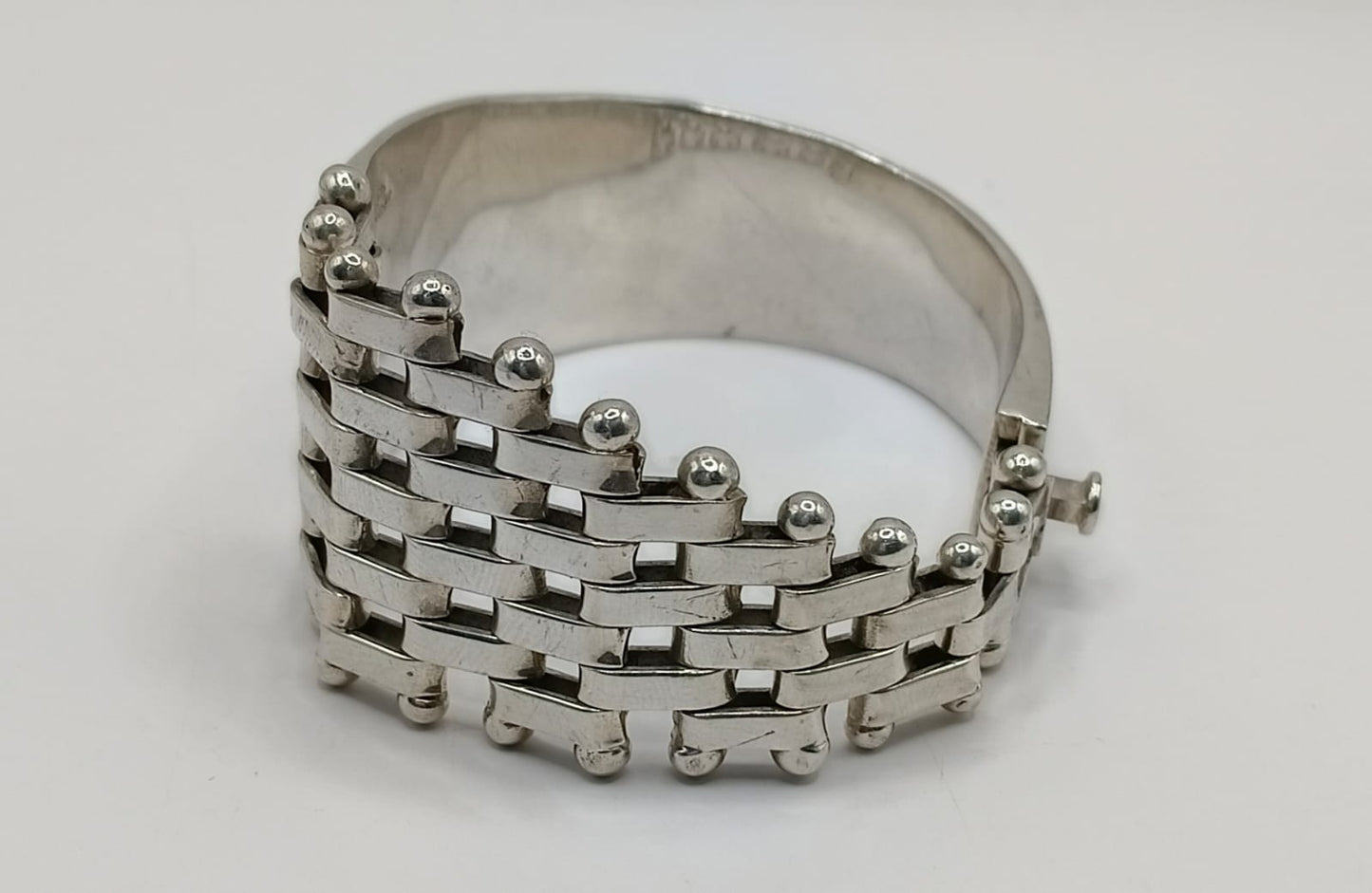 Pulsera con diseño PLATA 925 peso 78.1gr, usado