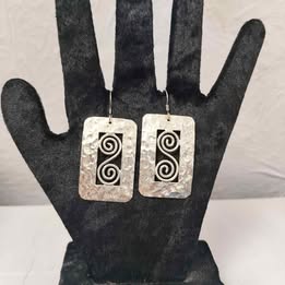 Aretes rectangulares plata