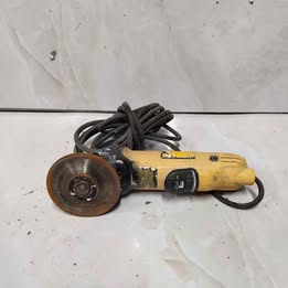 Esmeril dewalt