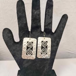 Aretes rectangulares plata