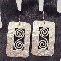 Aretes rectangulares plata
