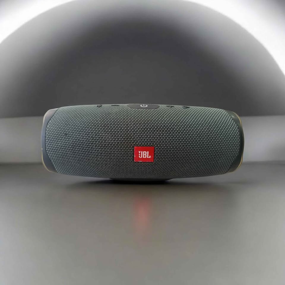 Bocina JBL charge essencial 2