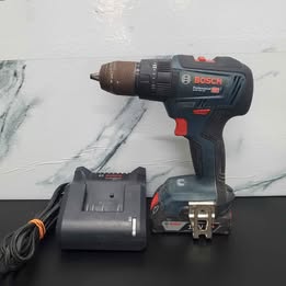 TALADRO INALAMBRICO BOSCH CON CARGADOR MODELO GSB 18V-50