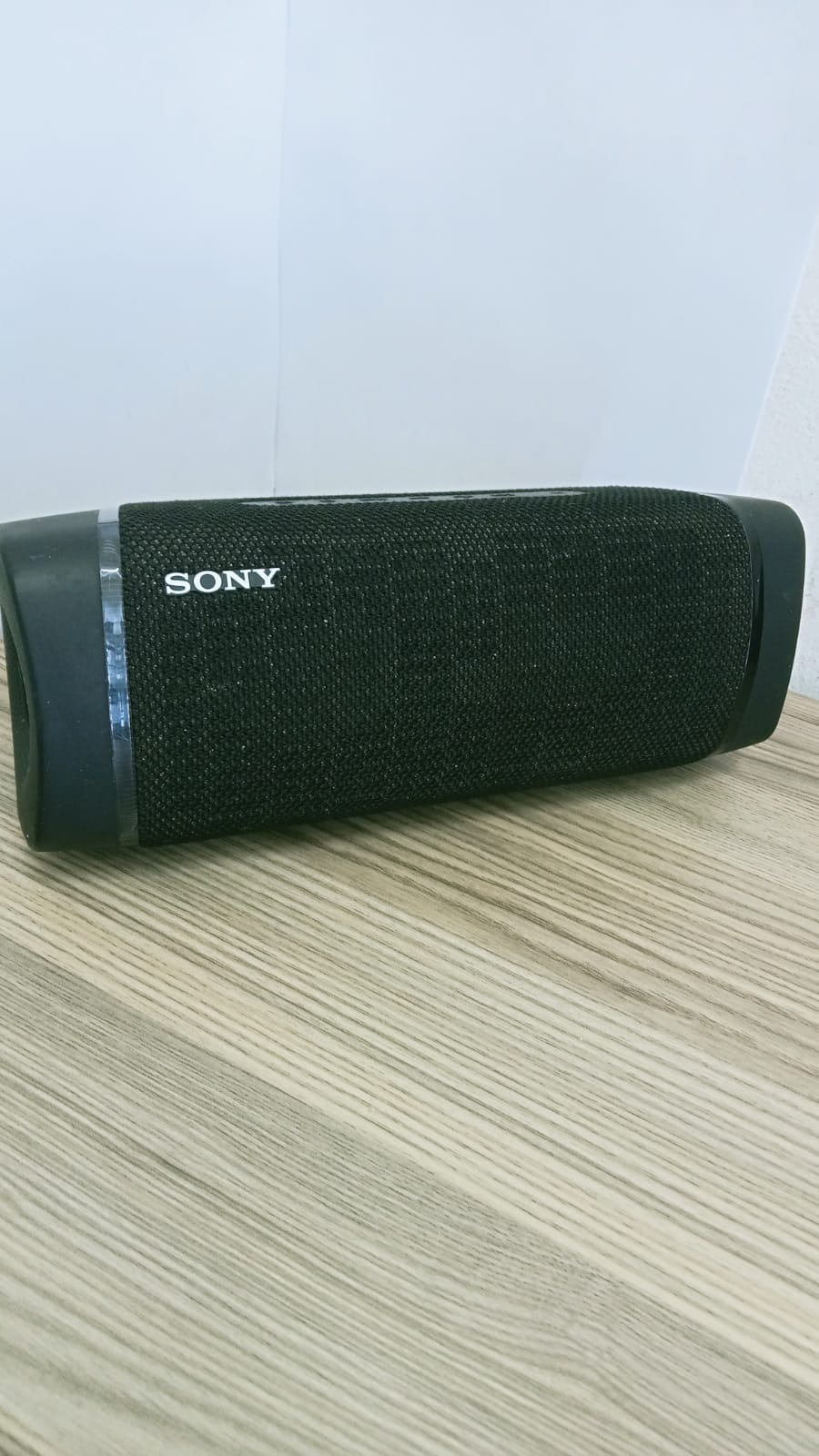 Bocina Sony SRS-XB33 color negro