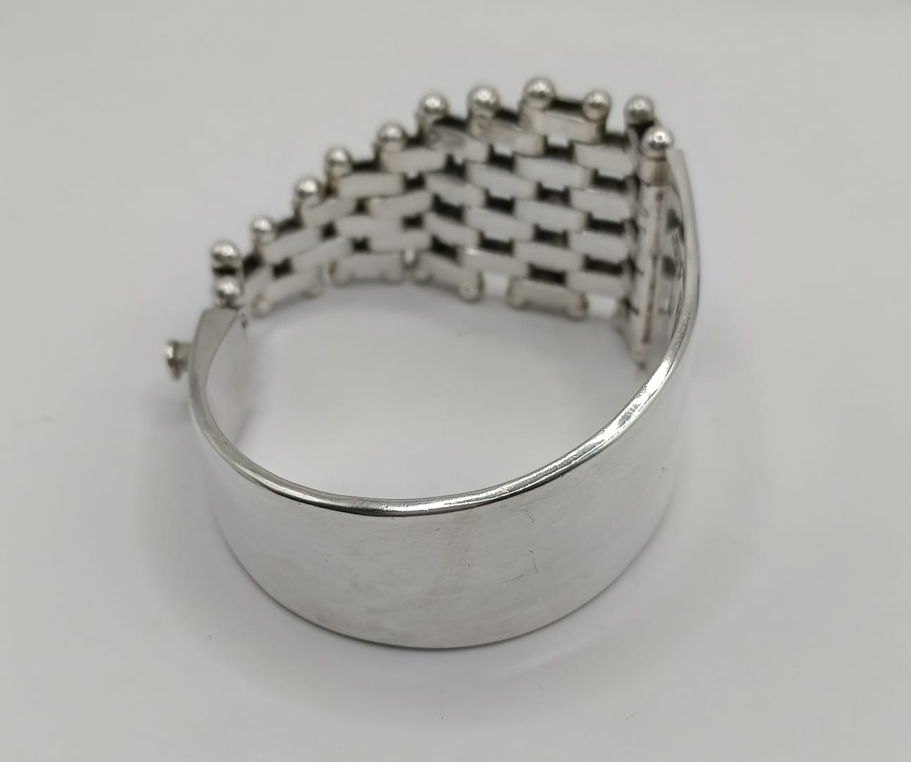 Pulsera con diseño PLATA 925 peso 78.1gr, usado