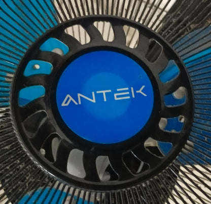 Ventilador de pedestal 3 velocidades ANTEK cu333