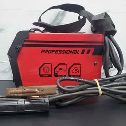 MAQUINA DE SOLDAR REDBO CON CABLE DE TIERRA Y PORTA ELECTRODO
