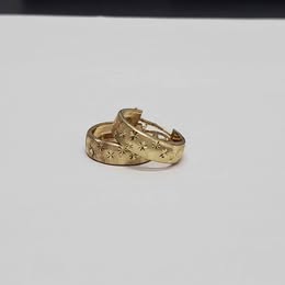 ARETES DE ORO DE 10 KILATES CON PESO DE 1.8 GRAMOS