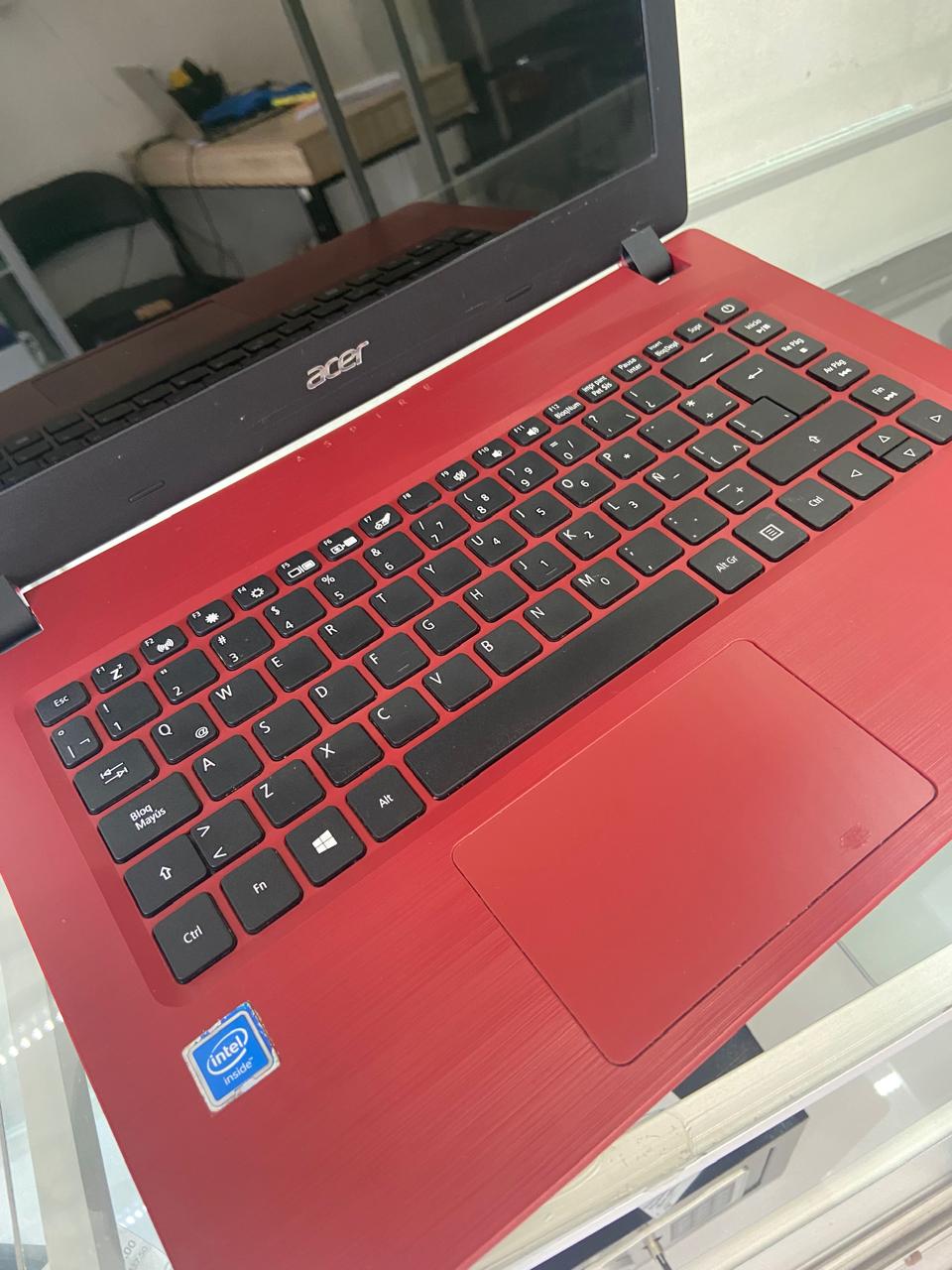 💻 Laptop acer  Intel Celeron | 4GB RAM | 64GB eMMC