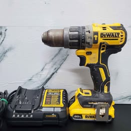 TALADRO DEWALT INALAMBRICO BRUSHLESS CON PILA Y CARGADOR ⚙