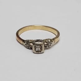 💍 ANILLO DE ORO DE 10 KILATES CON PESO DE 3.1 GRAMOS DEL NUMERL 10.5