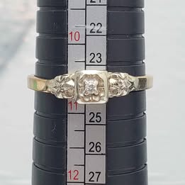 💍 ANILLO DE ORO DE 10 KILATES CON PESO DE 3.1 GRAMOS DEL NUMERL 10.5