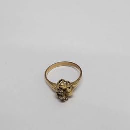 💍 ANILLO DE ORO DE 10 KILATES CON PESO DE 3.8 GRAMOS DEL NUMERO 10.5