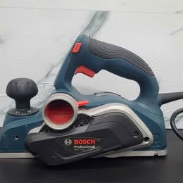 CEPILLO ELECTRICO BOSCH CON NAVAJAS Y SIN BOLSA PARA FILTRO