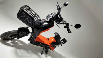 Bicicleta eléctrica kiwo cargador y juego de llaves