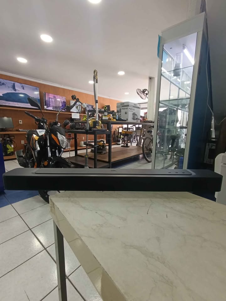 Barra de Sonido JBL Bar 300